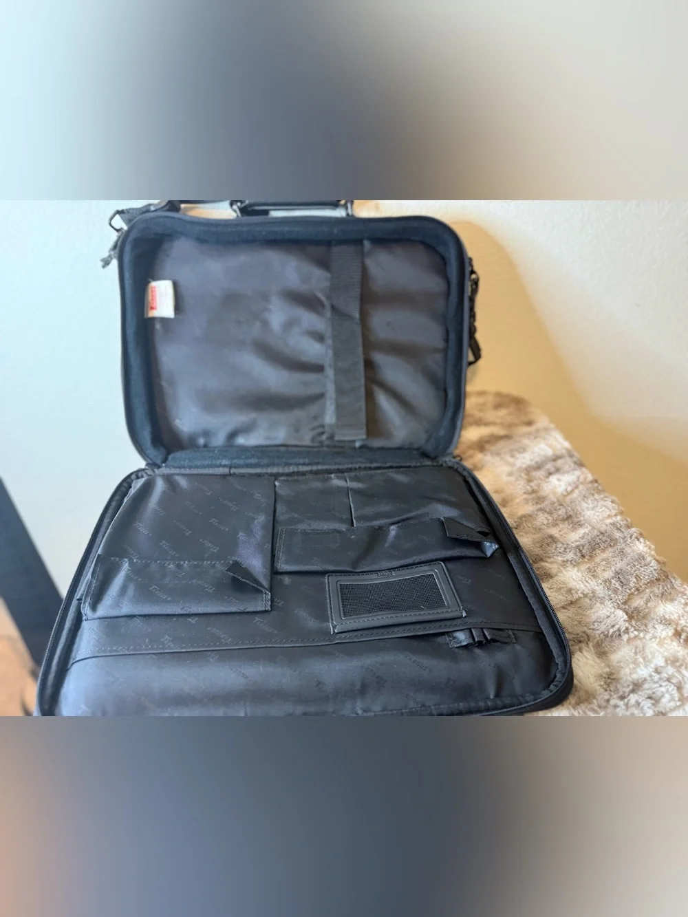 Targus Black Laptop Messenger Bag with Red Stitching Accent